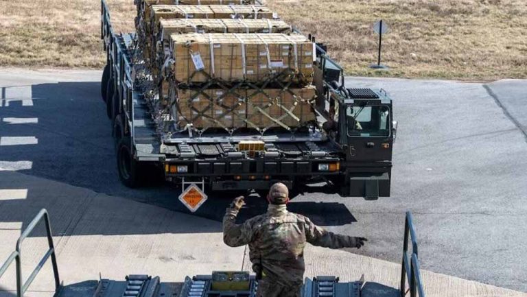 Великобритания передаст Украине новый пакет военной помощи
