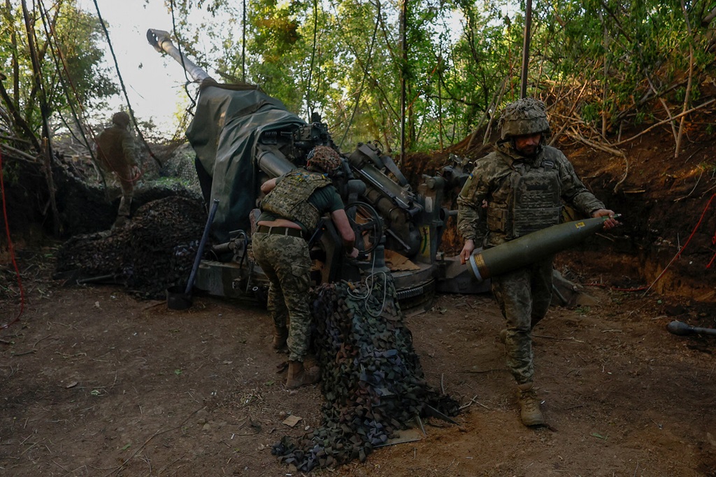 Военкор Коц сообщил о перебросе под Харьков всех резервов ВСУ