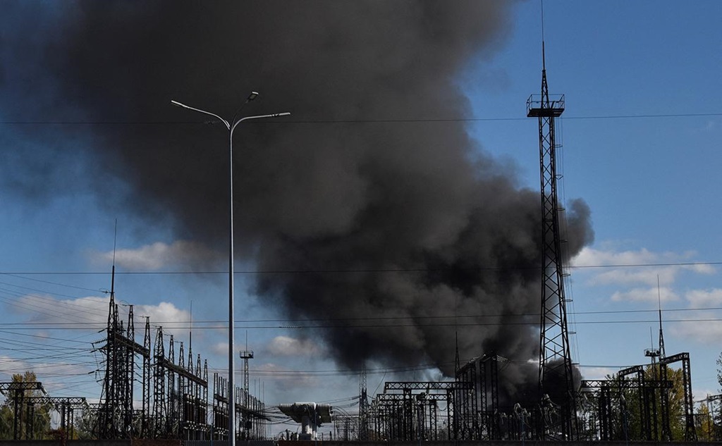 На Украине заявили о повреждении энергетических объектов после ударов ВКС