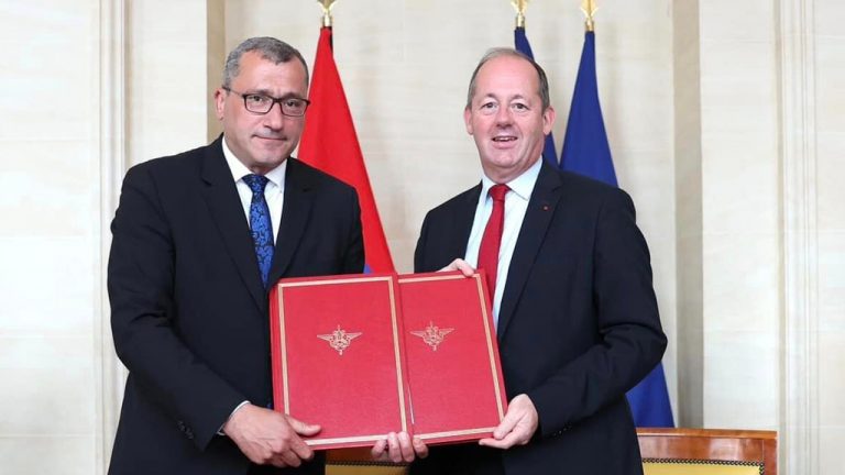 Армения подписала договор о военно-техническом сотрудничестве с Францией