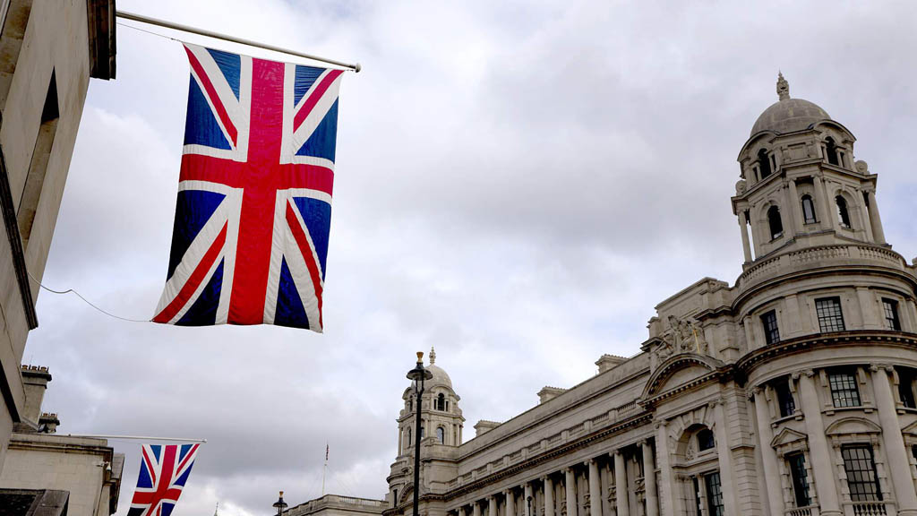 В Великобритании в четверг проходят парламентские выборы, по итогам которых будут распределены 650 мест в нижней палате парламента - палате общин.