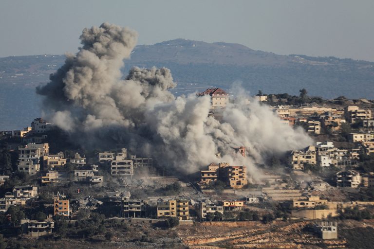 Smoke billows over Khiam after Israeli strikes, amid ongoing hostilities between Hezbollah and Israeli forces, as pictured from Marjayoun, near the border with Israel, Lebanon, October 20, 2024. REUTERS/Karamallah Daher     TPX IMAGES OF THE DAY