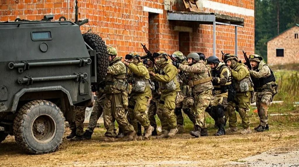 Источник: боевики ВСУ перебросили под Курск часть подразделений с линии фронта в Донбассе