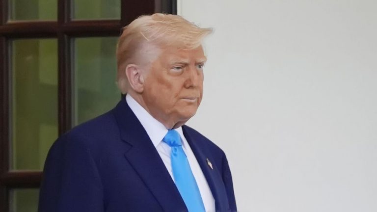 Трамп заявил, что Россия и Украина согласовали «масштабный» обмен пленными