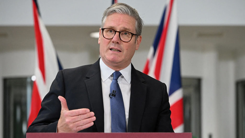 Великобритания, согласно новой оборонной стратегии (SDR) увеличивает военные расходы и переходит в режим постоянной готовности к ведению боевых действий. Об этом объявил премьер-министр королевства Кир Стармер.