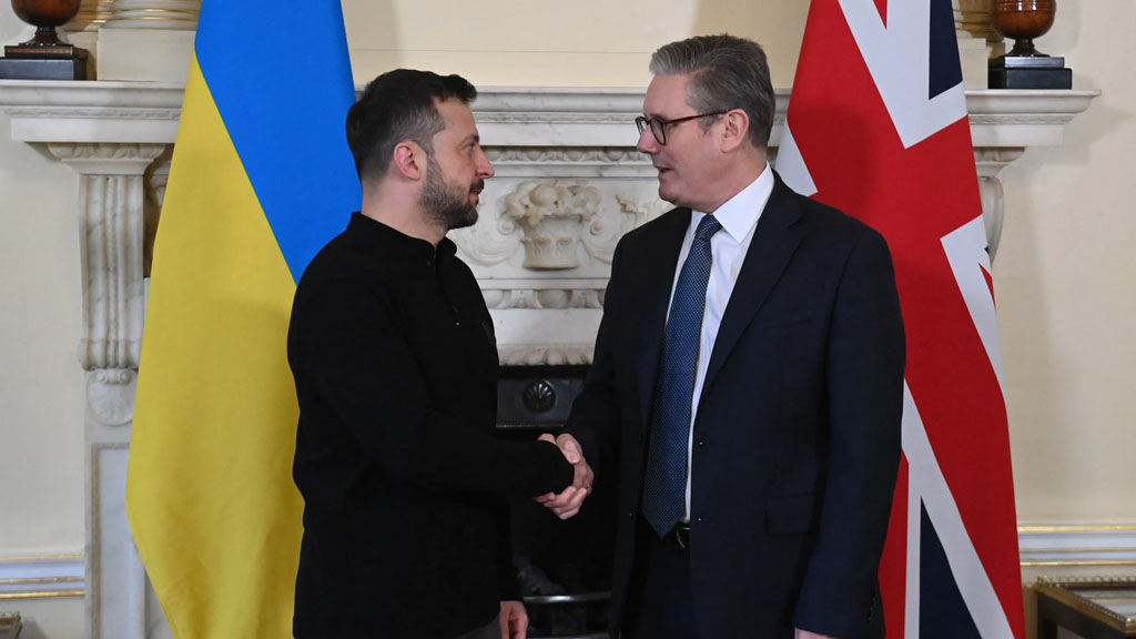 Киев совместно с Лондоном готовят провокации в акватории Балтийского моря, сообщили в пресс-бюро Службы внешней разведки (СВР) России.