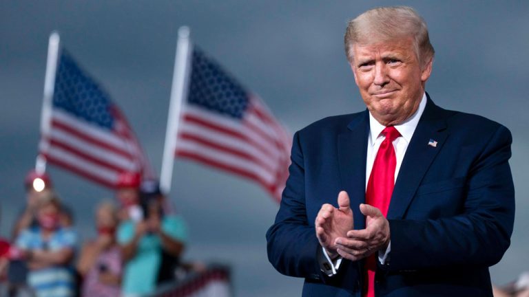 Пакистан рекомендовал Трампа на соискание Нобелевской премии мира