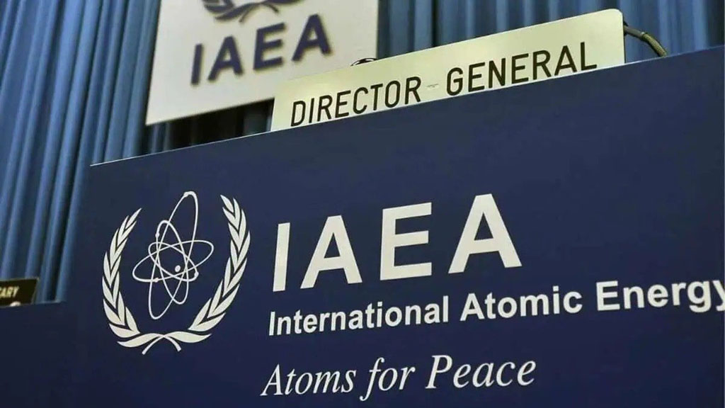 Депутаты парламента Ирана одобрили законопроект о приостановке сотрудничества исламской республики с Международным агентством по атомной энергии (МАГАТЭ), сообщил член президиума парламента Алиреза Салими агентству ISNA.