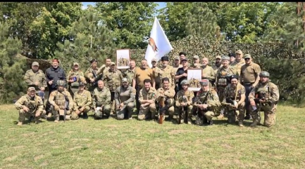 Песня с горячего фронта: «БАРС-32 — братья, сделанные из стали»