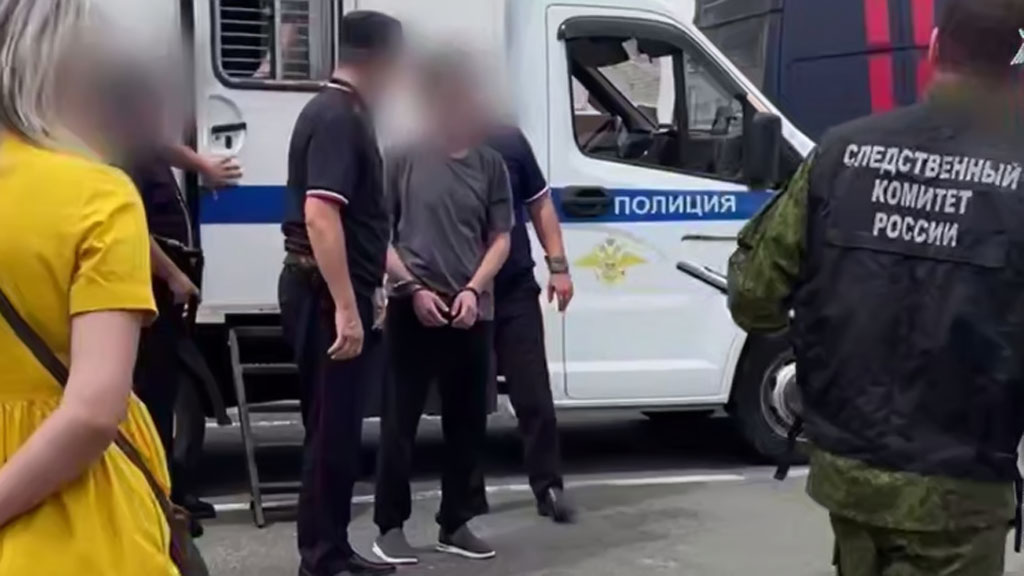 Сотрудники ФСБ задержали двух подростков из Северной Осетии, планировавших теракт в отношении сотрудников правоохранительных органов с использованием самодельных взрывных устройств (СВУ), сообщили в Центре общественных связей (ЦОС) ФСБ России.