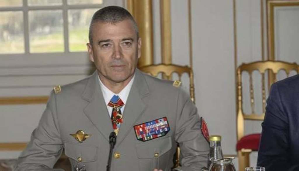 Франция лишилась главы генштаба — генерал Тьерри Буркхард подал в отставку
