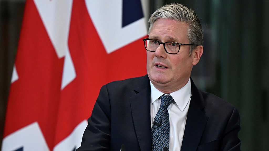 Премьер Великобритании Кир Стармер в видеообращении, опубликованном на его странице в соцсети Х, заявил о возможности признания Великобританией Палестинского государства. По его словам, признание Палестинского государства должно стать одним из практических шагов, направленных на урегулирование обстановки в регионе.