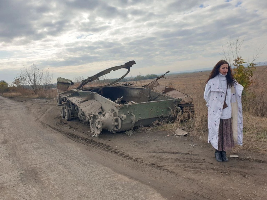 Евгения Павлова: «Зачем мне театр, где нет России?»