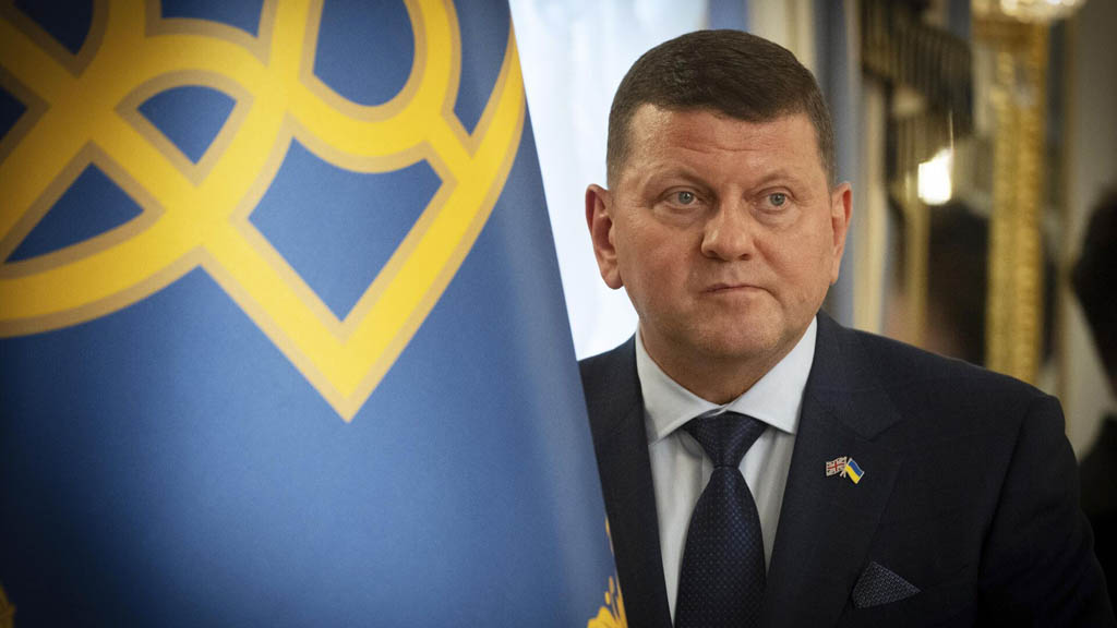 Подрыв газопроводов «Северный поток» был осуществлен по указанию бывшего главнокомандующего Вооруженными силами Украины (ВСУ) Валерия Залужного, в настоящее время являющегося послом Украины в Великобритании. Об этом сообщает газета Die Welt со ссылкой на одного из немецких следователей.