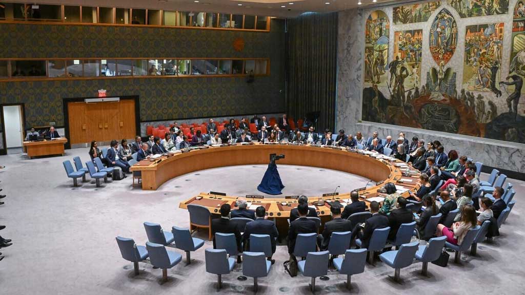 Совет Безопасности (СБ) ООН отклонил предложенный Россией и Китаем проект резолюции, предусматривавший продление на полгода отсрочки восстановления санкций против Ирана и возобновление переговоров о продлении Совместного всеобъемлющего плана действий (СВПД) по иранской ядерной программе