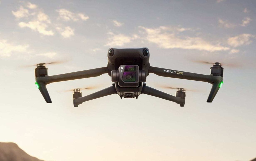 «Скандинавы проснулись»: неизвестные дроны запеленговали у важных военных объектов ВВС Дании и Норвегии