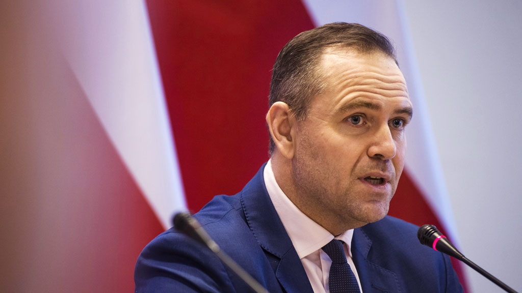 Президент Польши Кароль Навроцкий передал на рассмотрение в Сейм (нижнюю палату польского парламента) проект закона о введении уголовной ответственности за распространение бандеровской идеологии.