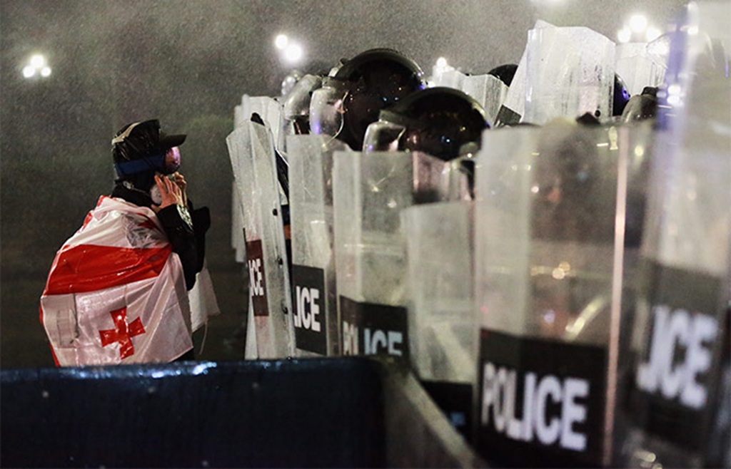 Генпрокуратура Грузии предъявила обвинения организаторам нападения на резиденцию президента в Тбилиси