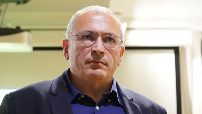 ФСБ возбудила уголовное дело против Ходорковского и членов «Антивоенного комитета России»