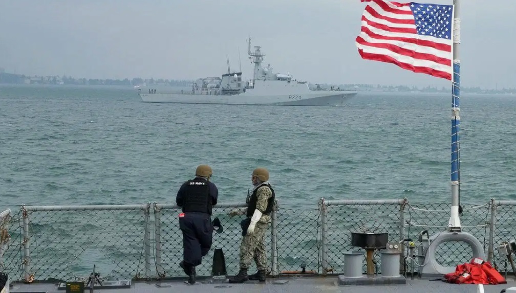 Колумбия и Британия приостановили обмен разведданными с США