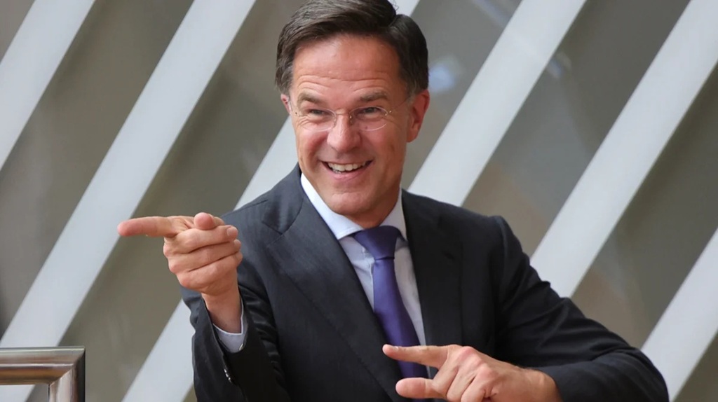 Генсек НАТО призвал страны ЕС готовиться к «сражениям с русскими»