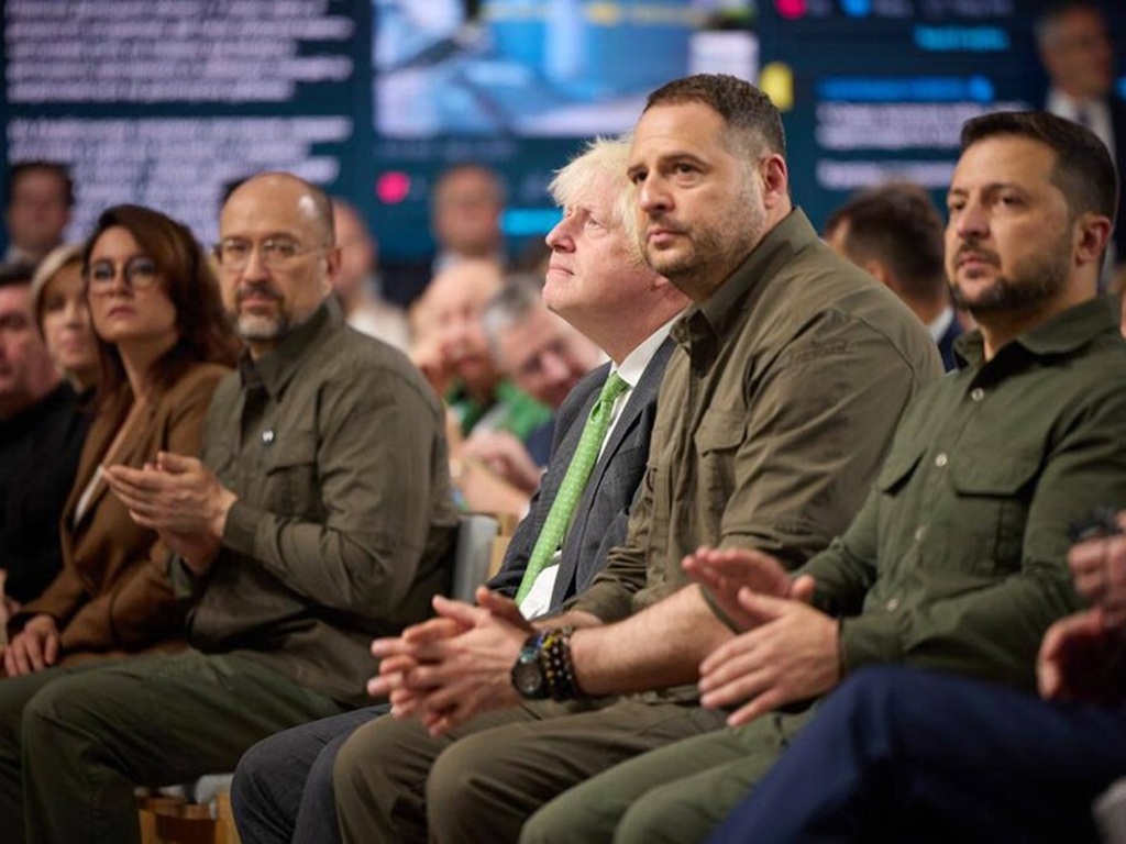 На международно арене новый скандал с Ермаком, Джонсоном и $50 млн ООН