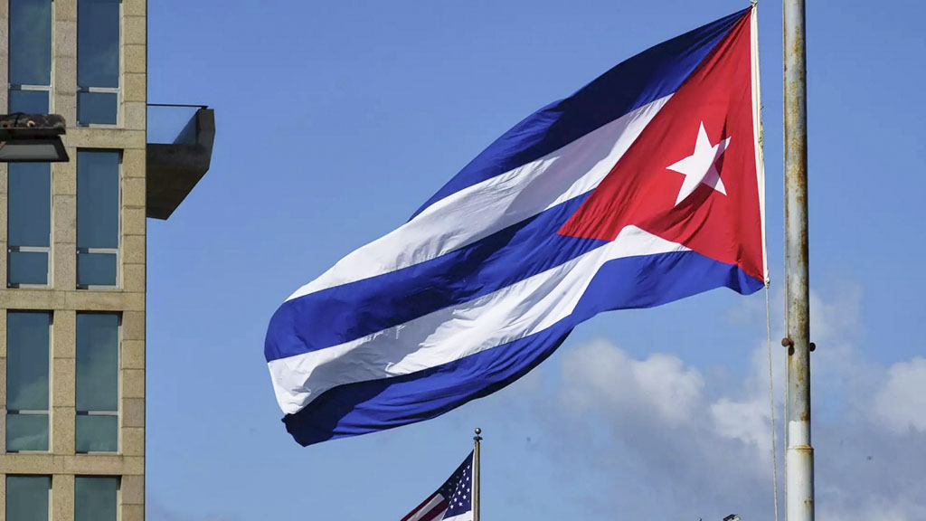 Администрация президента США Дональда Трампа, вдохновлённая успехом операции по похищению президента Венесуэлы Николаса Мадуро, ищет влиятельных людей в кубинском правительстве, которые могли бы помочь Вашингтону в свержении коммунистического режима в Гаване к концу 2026 года.