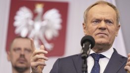 FT: Польша готовит иск против России с требованием выплаты репараций