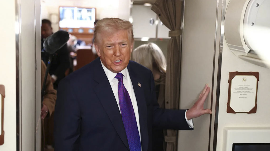 Президент США Дональд Трамп в ультимативной форме заявил, что даёт Ирану максимум 10–15 дней для того, чтобы заключить соглашение с США по иранской ядерной программе, предупредив, что в противном случае с Ираном «произойдут очень плохие вещи».