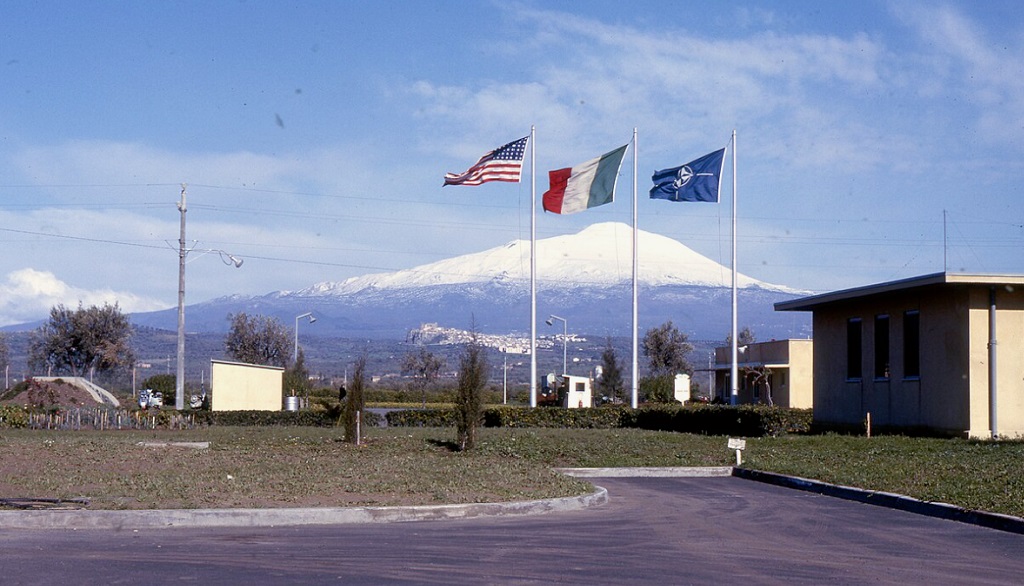 Военная авиабаза на Сицилии, Италия