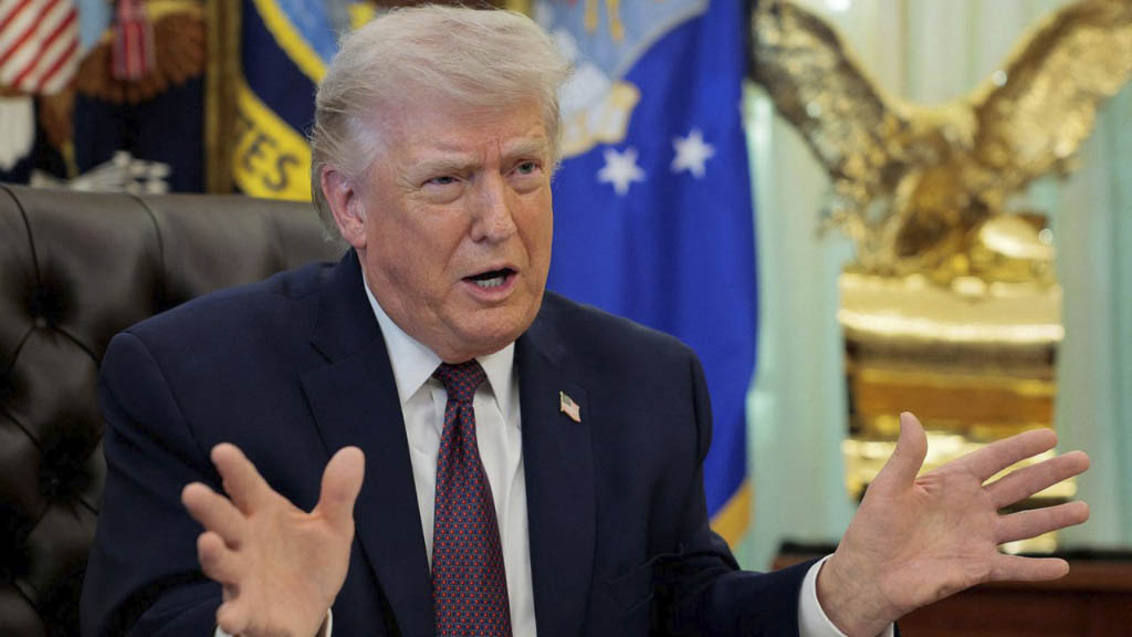 США достигли своей цели в конфликте с Ираном и планируют завершить его в течение двух или трёх недель. Об этом заявил президент США Дональд Трамп, выступая перед журналистами в Белом доме.