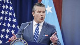 Глава Пентагона заявил, что США продолжат морскую блокаду Ирана