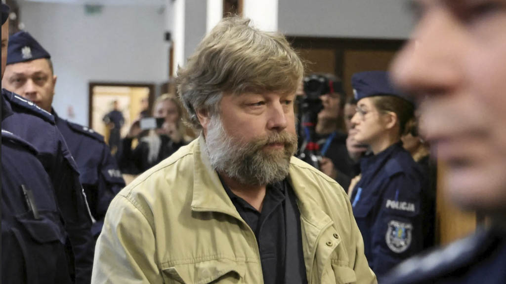 Граждане Белоруссии, России и ряда других стран-членов СНГ были освобождены сегодня в рамках обмена задержанными лицами по формуле «пять на пять», проведённого Комитетом государственной безопасности Белоруссии и Агентством внешней разведки Польши на белорусско-польской границе.