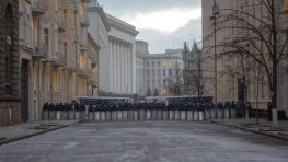 Эксперт предложил ударить по Банковой в случае провокаций на 9 мая