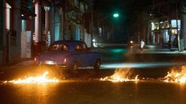 На Кубе начались протесты из-за постоянных блэкаутов