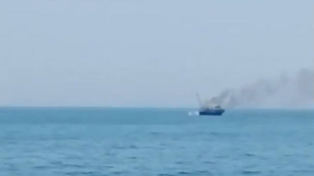 Турецкое рыболовное судно Duru 67 было атаковано в Черном море к западу от Крыма, недалеко от Севастополя. От полученных повреждений оно затонуло.