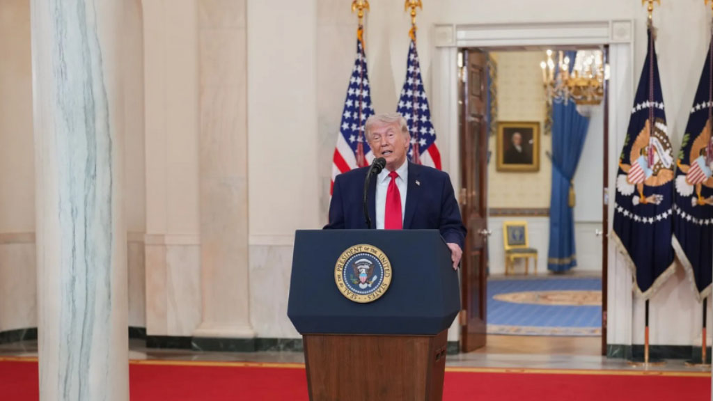 Президент США Дональд Трамп распорядился провести новую массированную атаку на Иран, которая может начаться уже в эти выходные и продлиться несколько дней.
