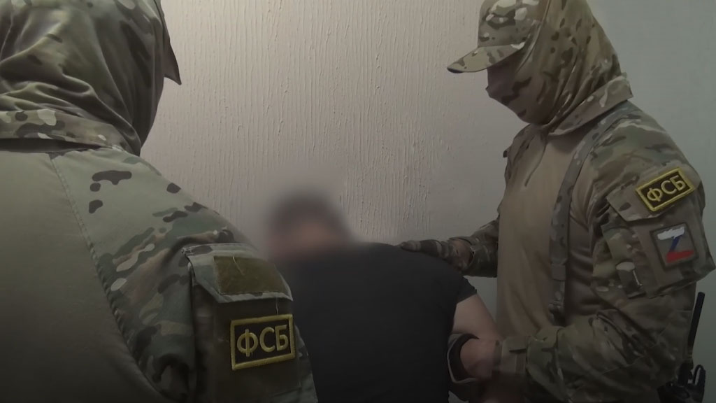 Сотрудниками ФСБ задержан гражданин РФ, который по заданию украинских спецслужб планировал осуществить подрыв газопровода в Кабардино-Балкарской Республике.