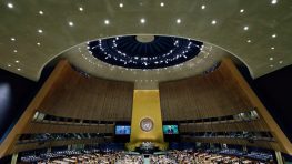 Иран грозит «новым оружием», Трамп заявляет, что дверь для переговоров «возможно» открыта